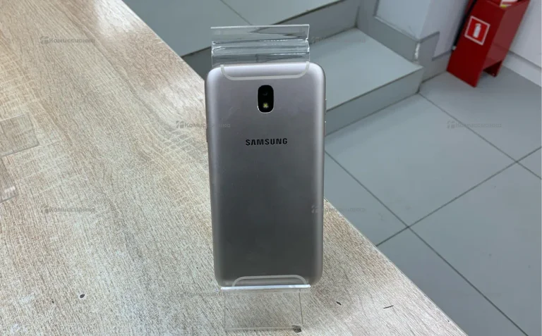 Samsung Galaxy J7 V 2/16 ГБ