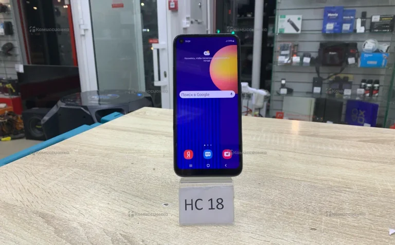 Samsung Galaxy M11 3/32 ГБ