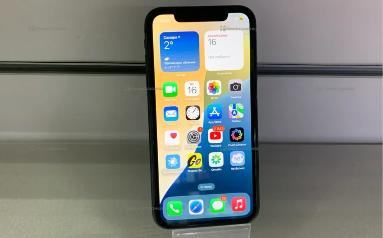 Apple iPhone 11 4/64 ГБ