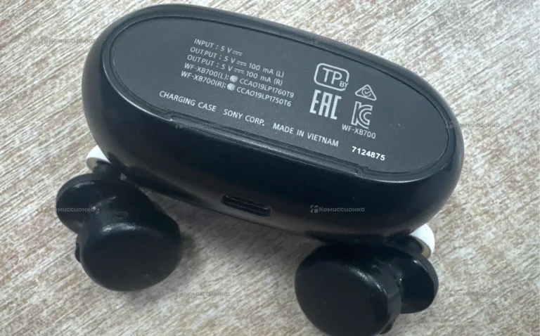 Наушники  Sony WF-XB700