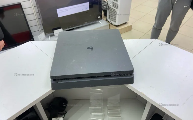 Приставка Sony PS4 Slim 1 Tb