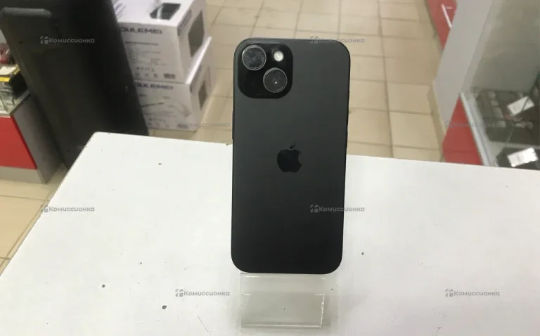 Apple iPhone 15 6/128 ГБ