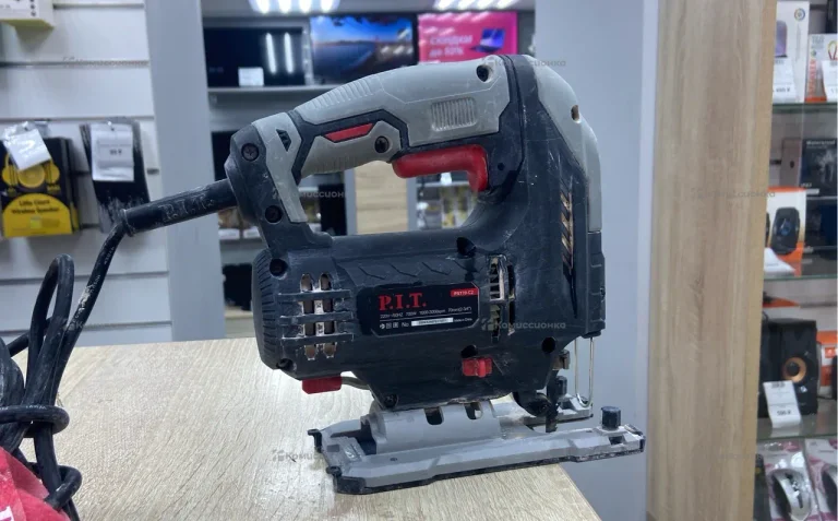 Электролобзик P.I.T. PST70-C2