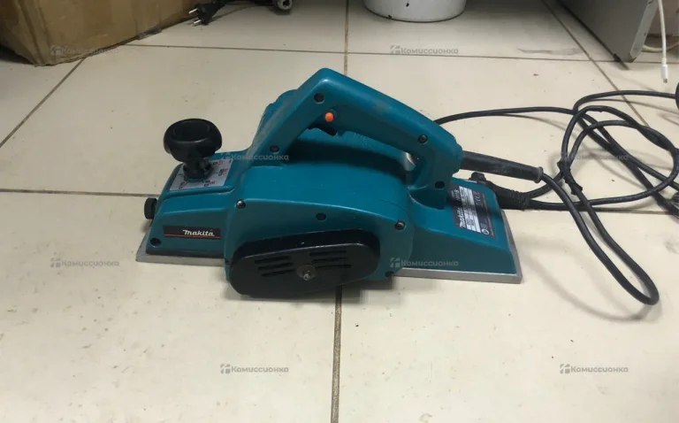 Электрорубанок makita 1911B