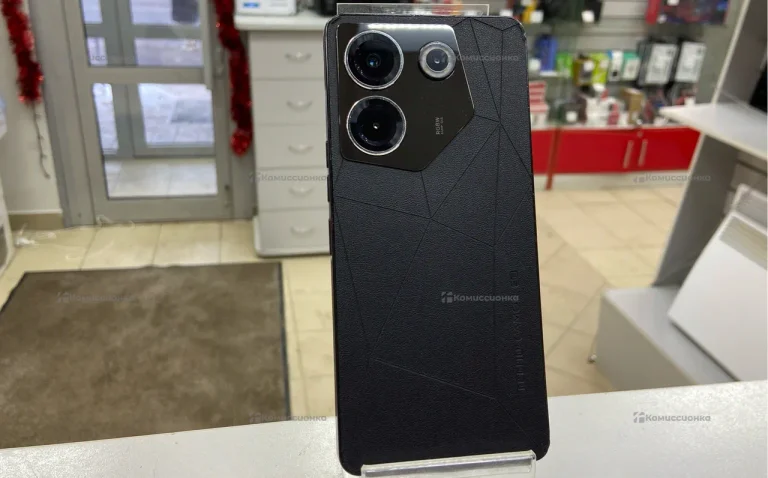 Tecno Camon 20 Pro 8/256 ГБ