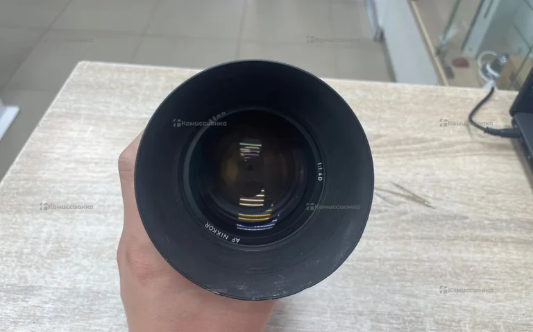 Объектив Nikon AF NIKKOR 85 1:1.4D
