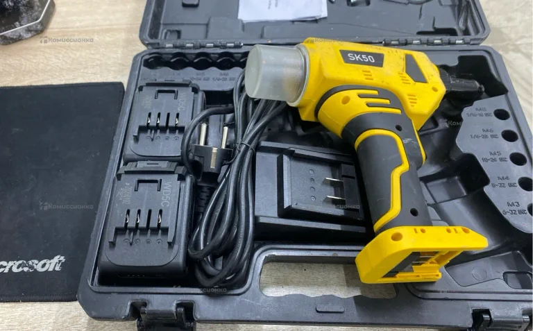 Аккумуляторный заклепочник Skytools SK50
