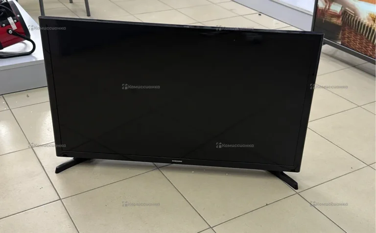 Телевизор Samsung UE32J4000