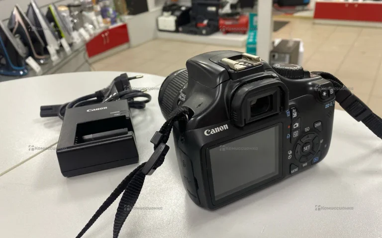 Фотоаппарат  canon eos1100d