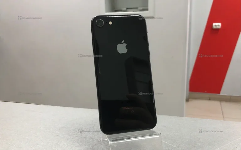 Apple iPhone 8 2/64 ГБ