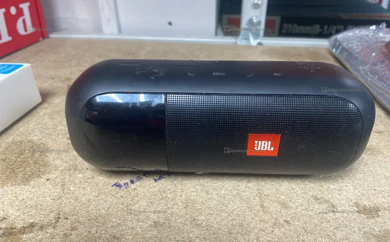 Колонка  jbl tuner 2 fm