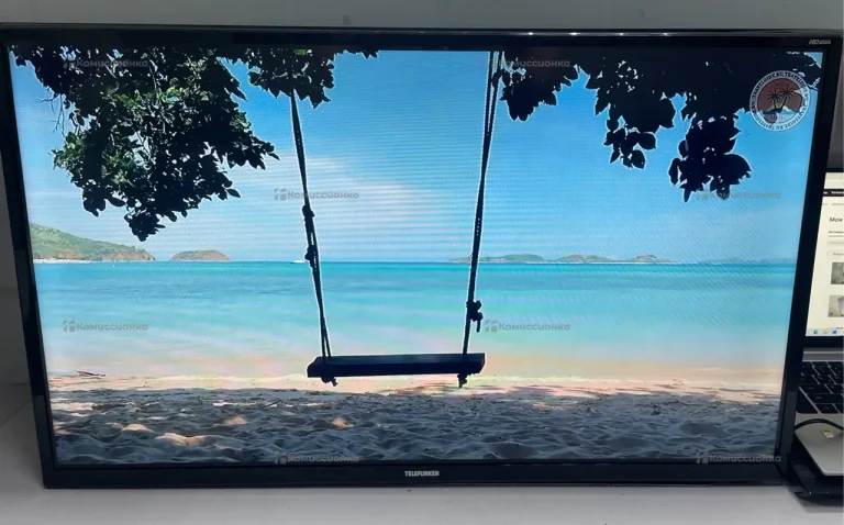 Телевизор Telefunken TF-LED32S81T2S