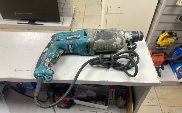 Перфоратор HR 2470F