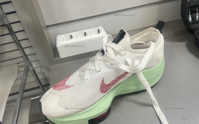 Кроссовки Nike zoomx 39