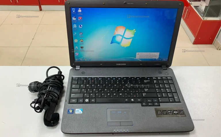 Ноутбук Samsung R530