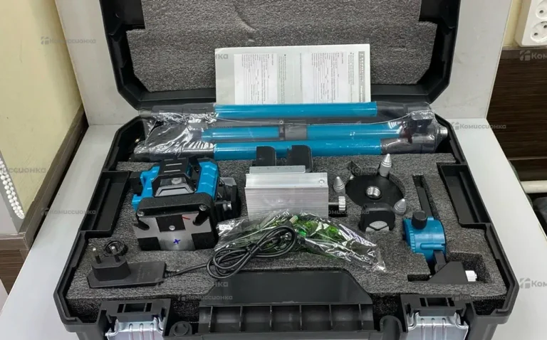 Лазерный уровень Makita