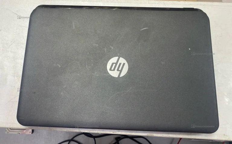 Ноутбук  HP 230 G3