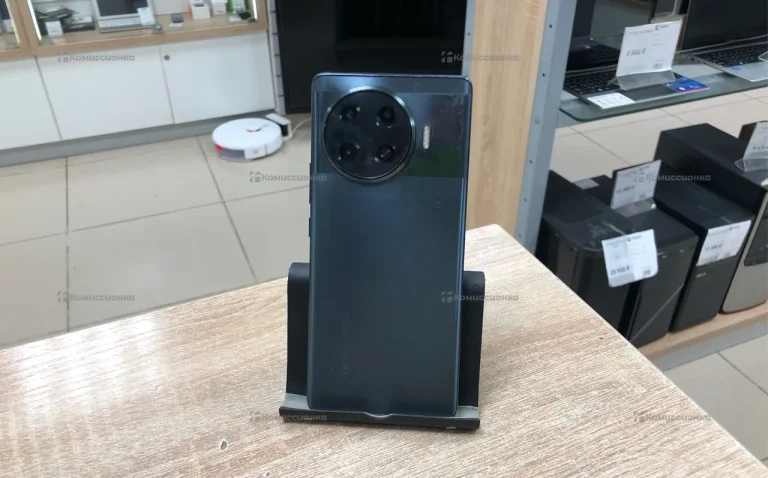 Tecno Spark 20 Pro+ 8/256 ГБ