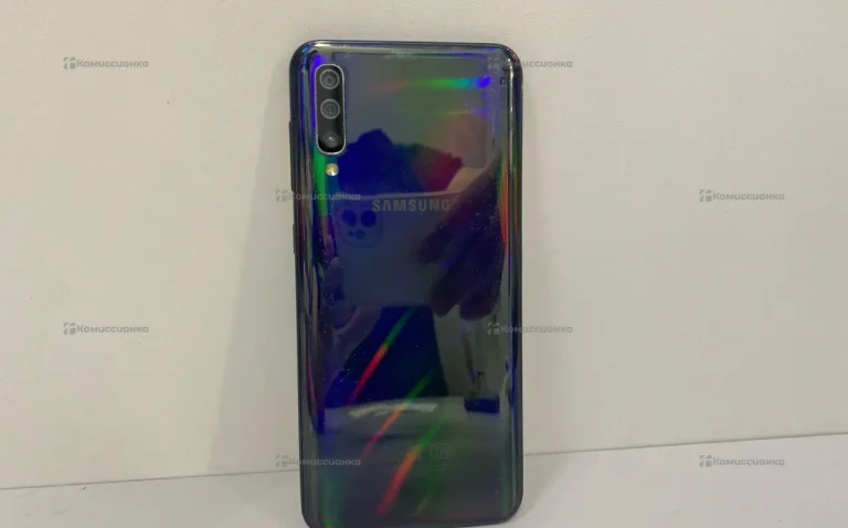 Samsung Galaxy A50 6/64 ГБ
