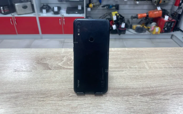 Honor 8A 3/64 ГБ