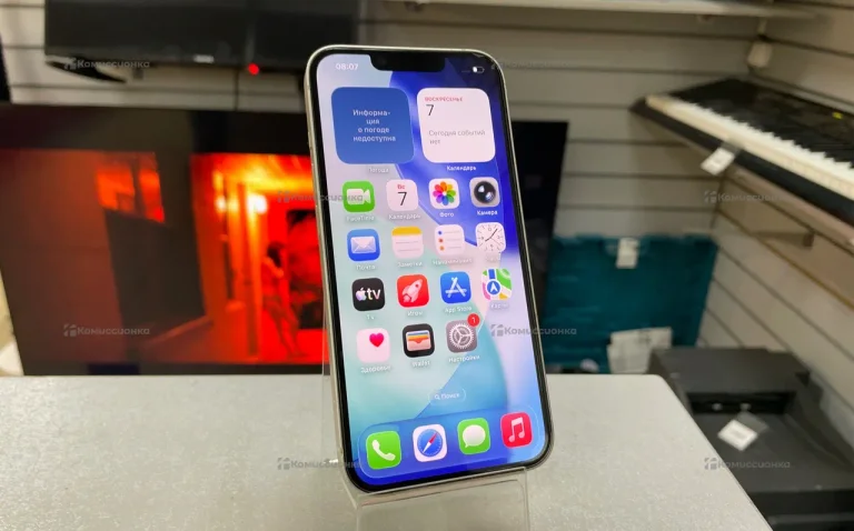 Apple iPhone 13 4/128 ГБ