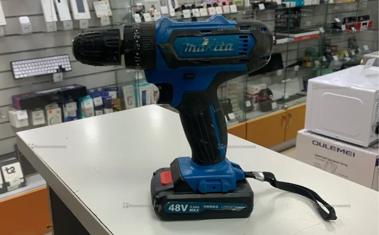 Шуруповерт Makita реплика