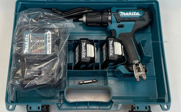 Аккумуляторная дрель-шуруповерт Makita DF333DWAE