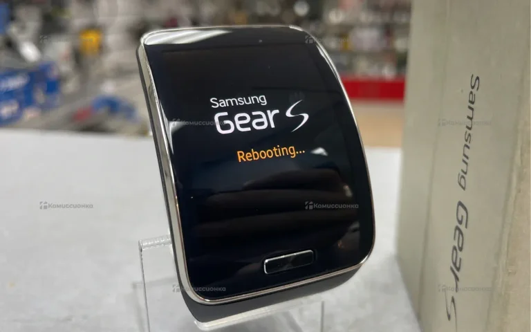 Часы  Samsung Galaxy Gear S R750
