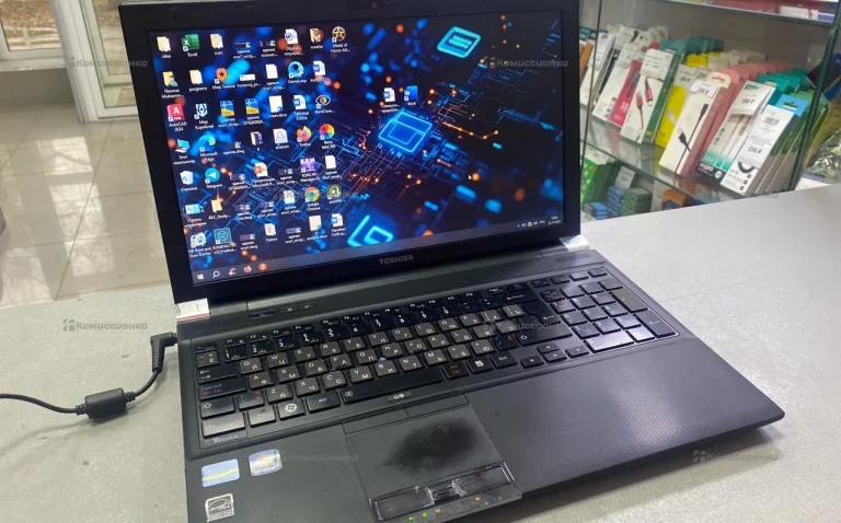 Ноутбук  Toshiba Tecra R850