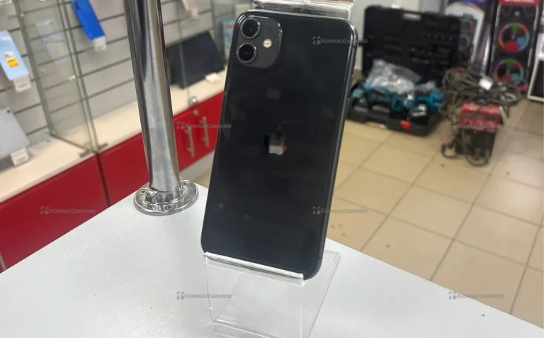 Apple iPhone 11 64 ГБ