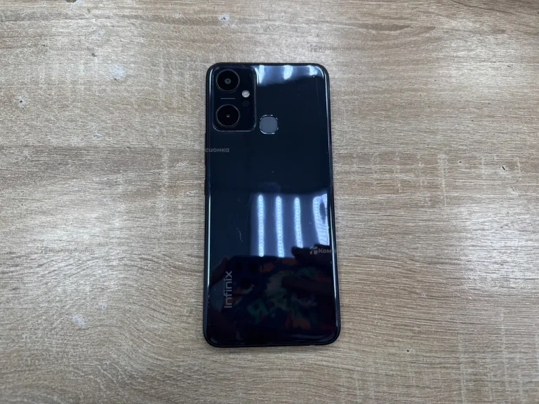 Infinix Smart 6 Plus 2/64 ГБ