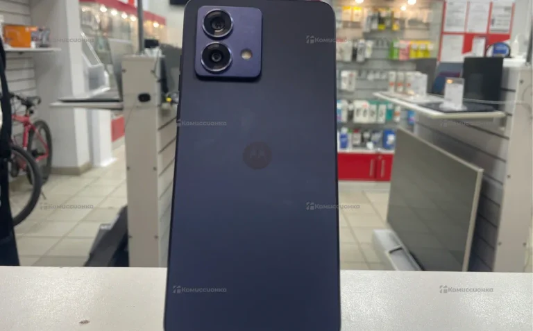 Motorola Moto G84 12/256 ГБ