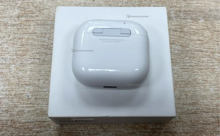 Наушники  AirPods 4
