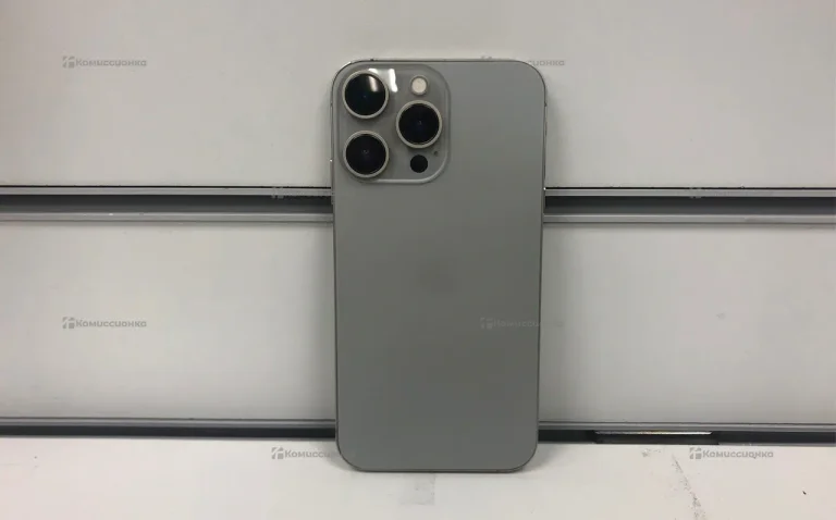 Apple iPhone XR в корпусе 15 Pro 3/64 ГБ