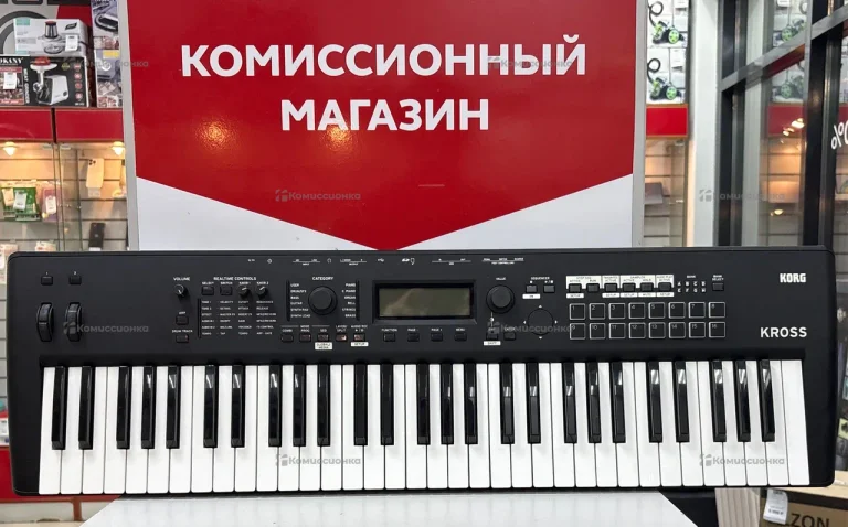 Рабочая станция синтезатора KORG KROSS2 61