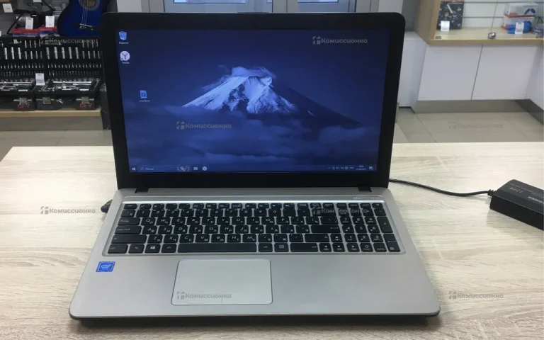 Ноутбук  Asus D540N