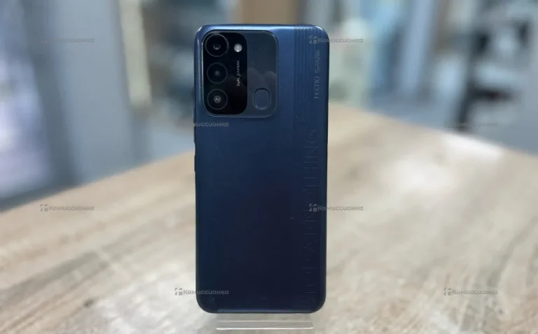 Tecno Spark 8C 4/64 ГБ