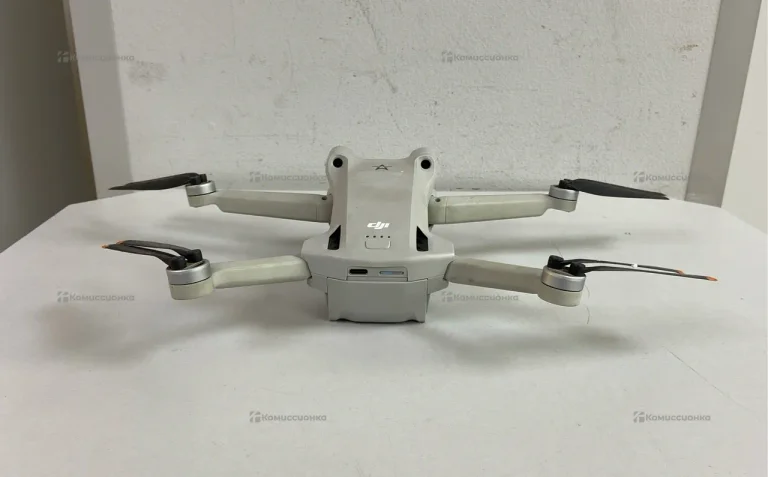 Квадрокоптер DJI Mini 3 Pro