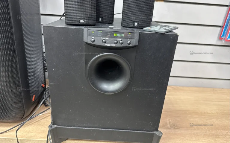 Музыкальный центр JBL Sub300 +5 колонок