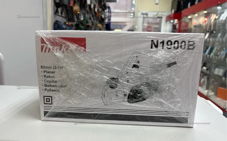 Рубанок Makita N1900B