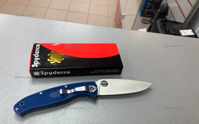Нож Spyderco