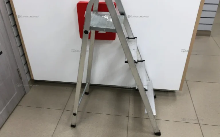 Стремянка 4 ступени