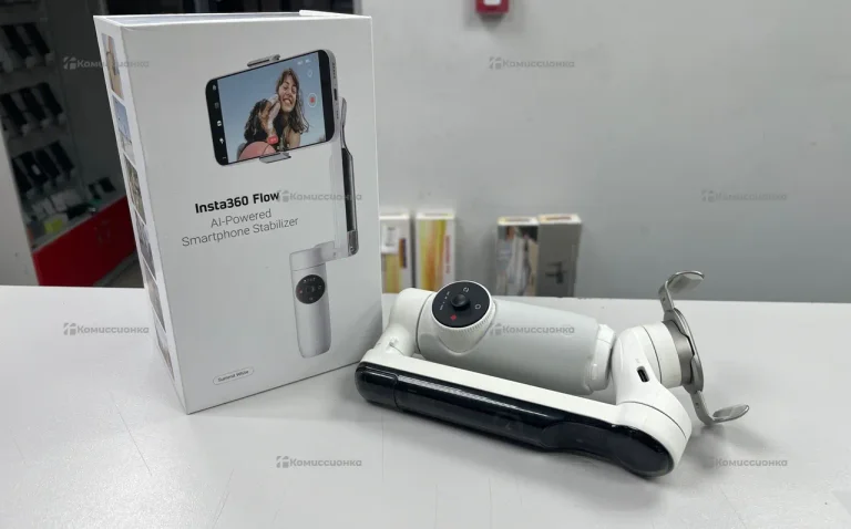 Insta360 flow