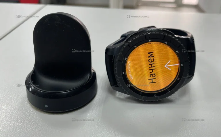 Часы  Samsung gear s3
