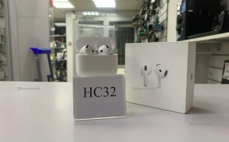 Наушники AirPods 4