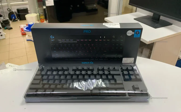 Клавиатура Logitech G Pro