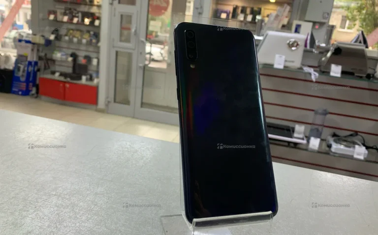 Samsung Galaxy A50 4/64 ГБ