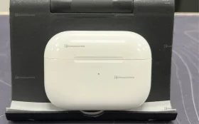 Купить Кейс air pods 2 лайтнинг б/у , в Москва и область Цена:2900рублей