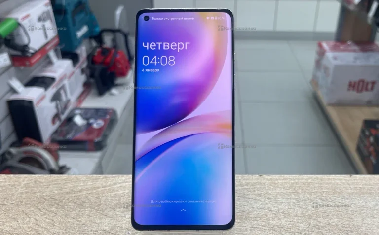 OnePlus 8 8/128 ГБ