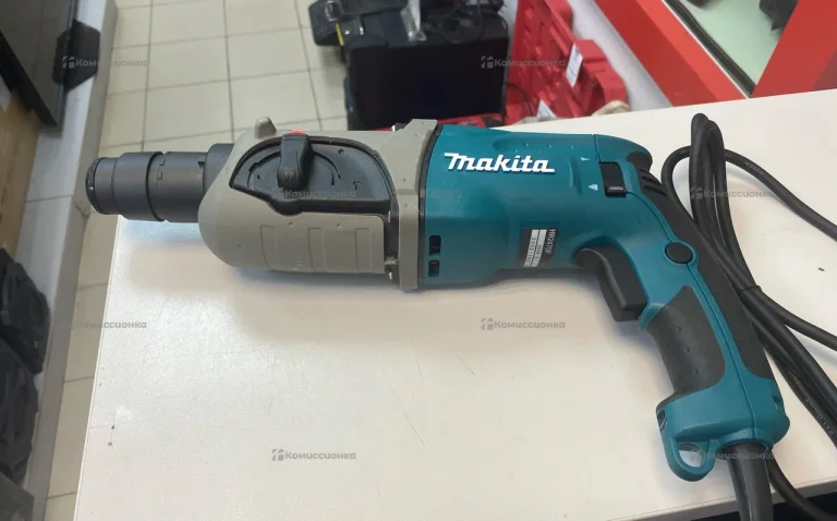 перфоратор MAKITA 2470 сетевой